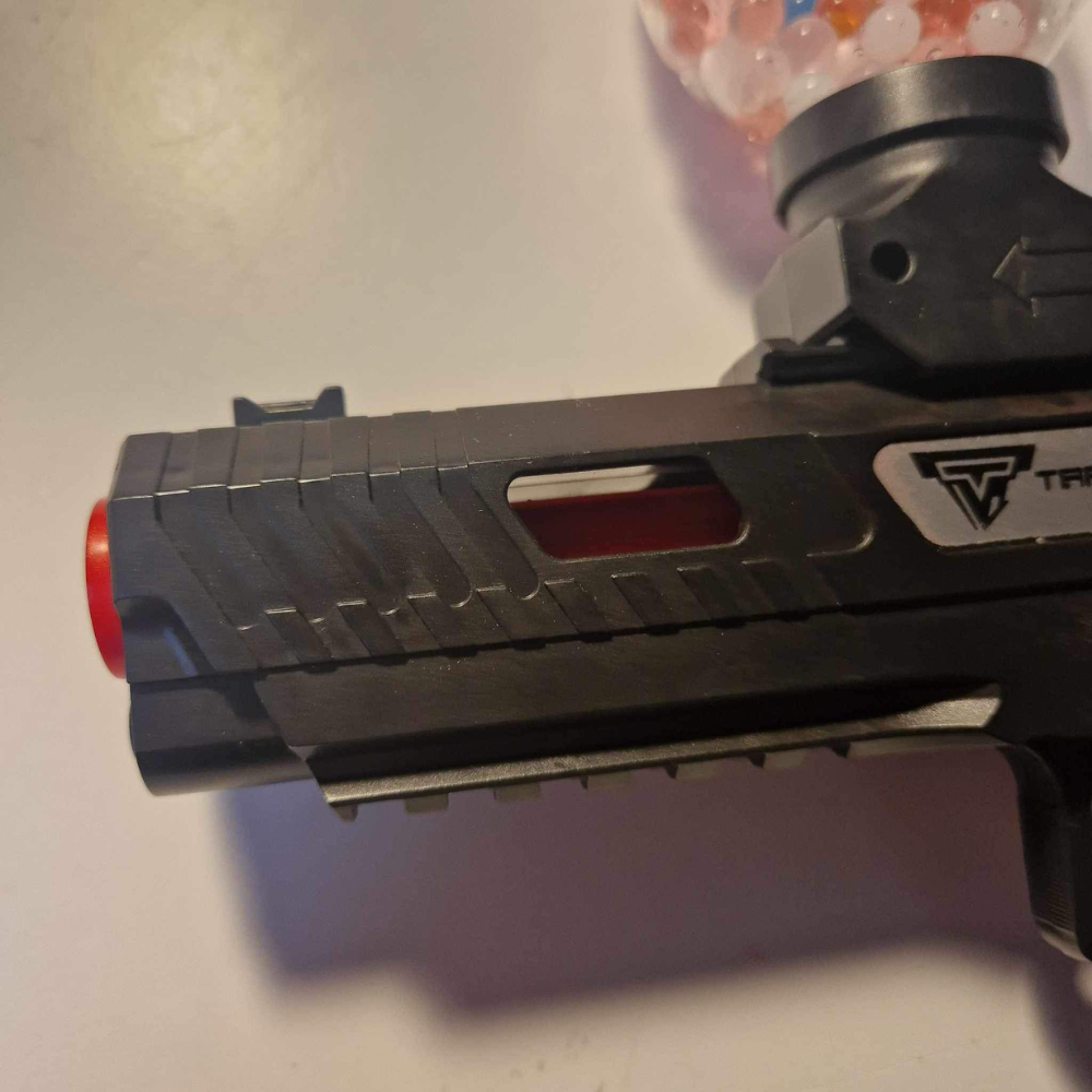 2011 - Elektrisk Gelblaster Pistol